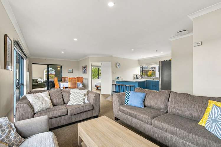 5 Rowena Crescent Motuoapa_5