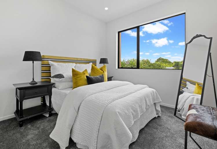 C/10 Bagnall Avenue Pt England_8