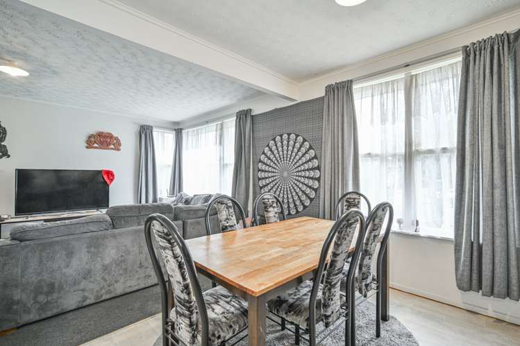 76 Dover Road Flaxmere_3