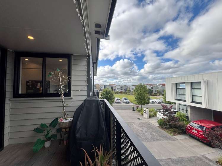 3 Kaiwawao Lane Hobsonville_17