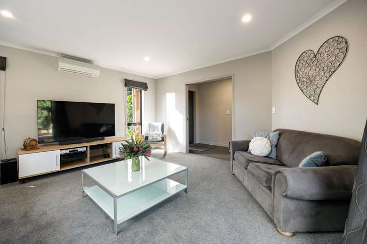 41 Aquila Crescent Rototuna North_11