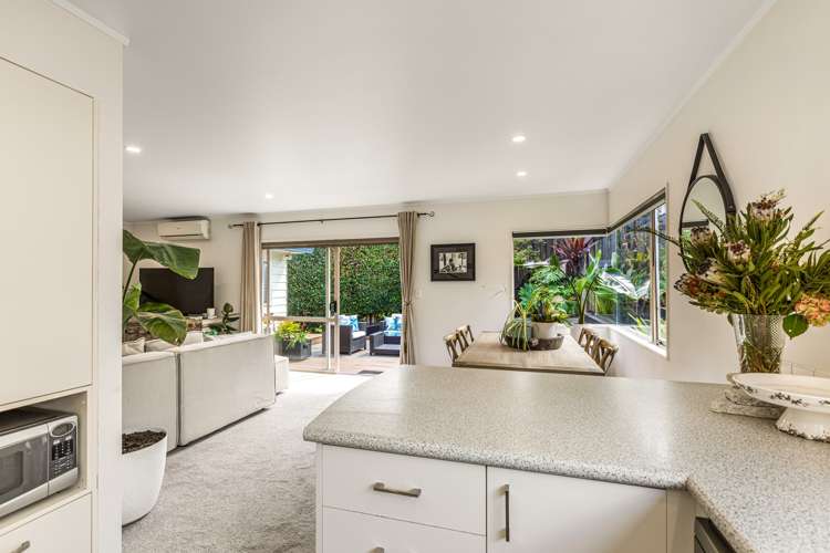 2/46 La Trobe Street Pakuranga Heights_8