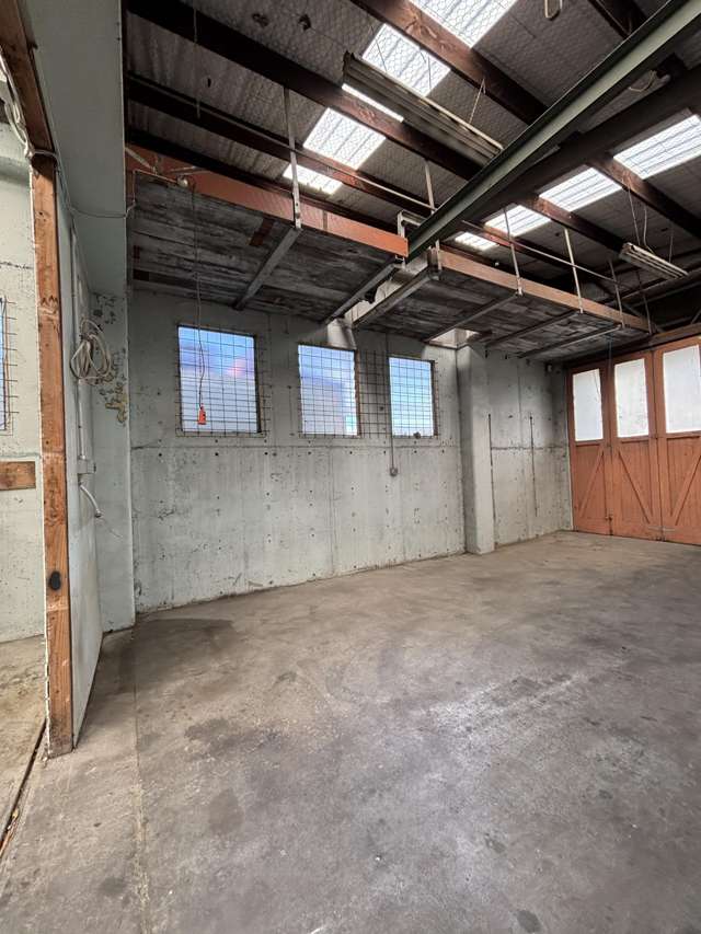 405 King Street North Hastings_4