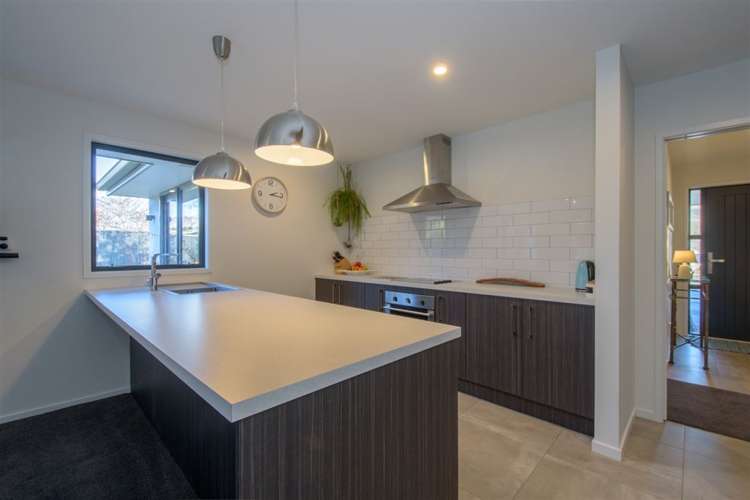 7 Oxfordshire Avenue Lower Shotover_1