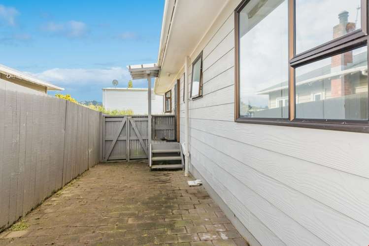 2/294 Birkdale Road Birkdale_16