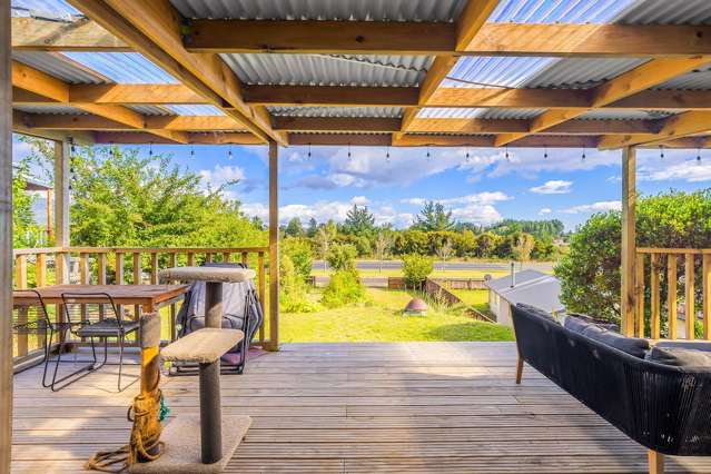 1 and 2/32 Gosling Grove Turangi_2