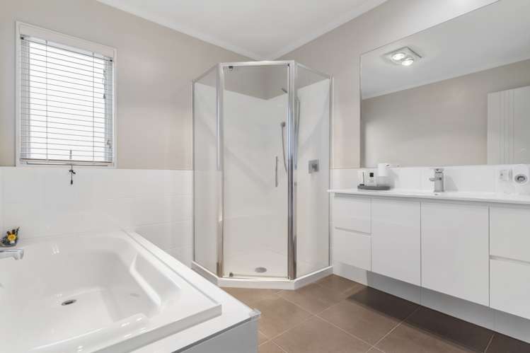 392 Ormiston Road Flat Bush_15