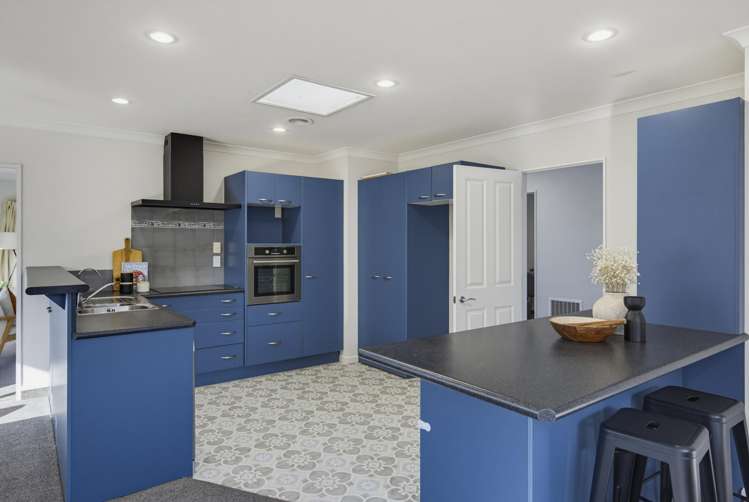 168 Guildford Drive Paraparaumu Beach_16