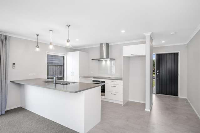 83 Awatira Drive Papamoa Beach_3