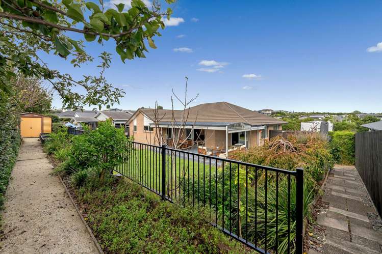 144 Eighth View Avenue Beachlands_19