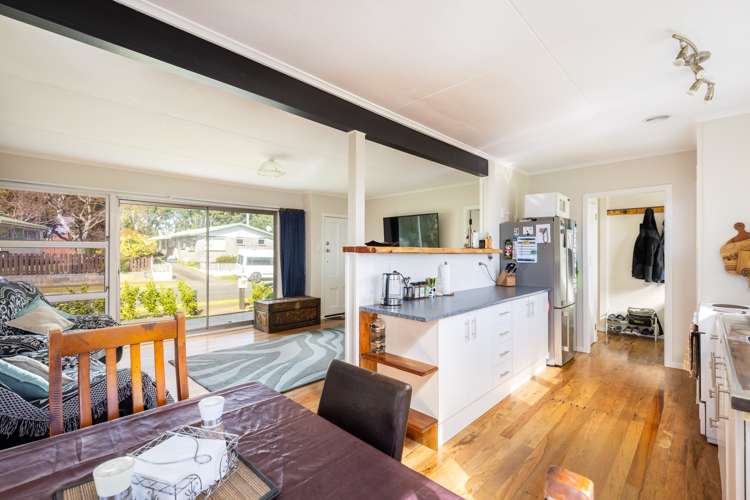 2 Newbury Place Waitara_6
