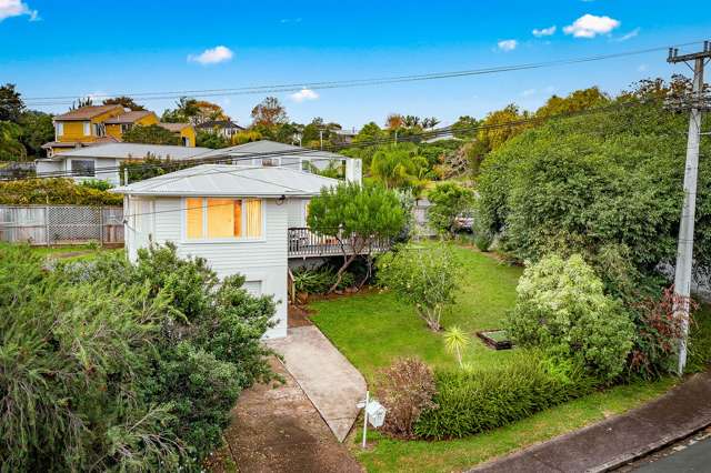 72 Selwyn Crescent Forrest Hill_1