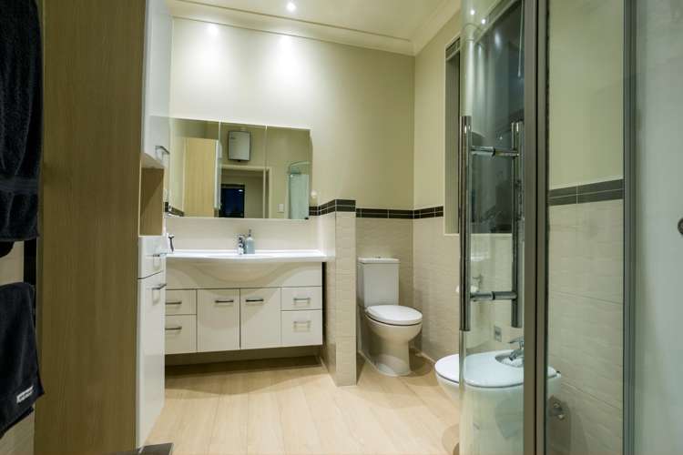 9 Northbrook Close Greenhithe_13