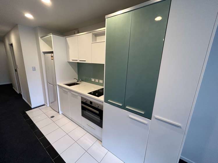 405/17 Vogel Lane City Centre_4