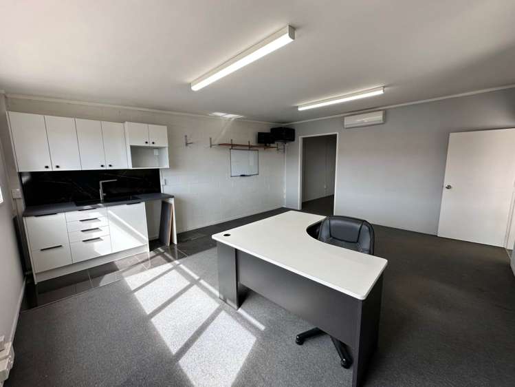 Unit 2/28 Moselle Avenue Henderson_9