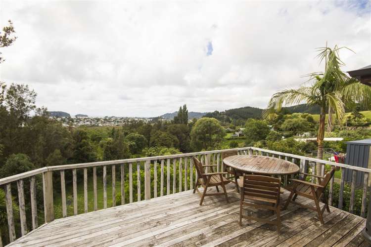 8 Brenton Place Whangamata_12