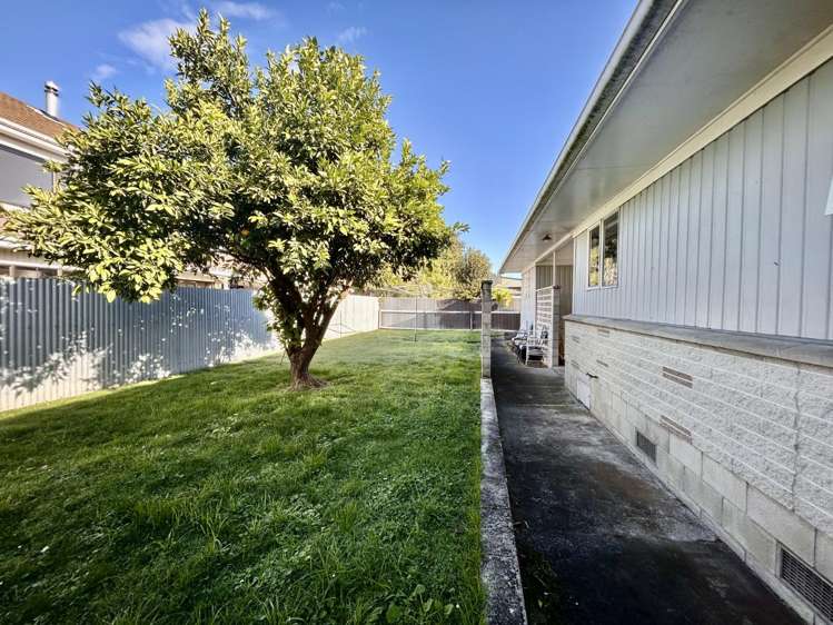 24 Kent Terrace Taradale_10