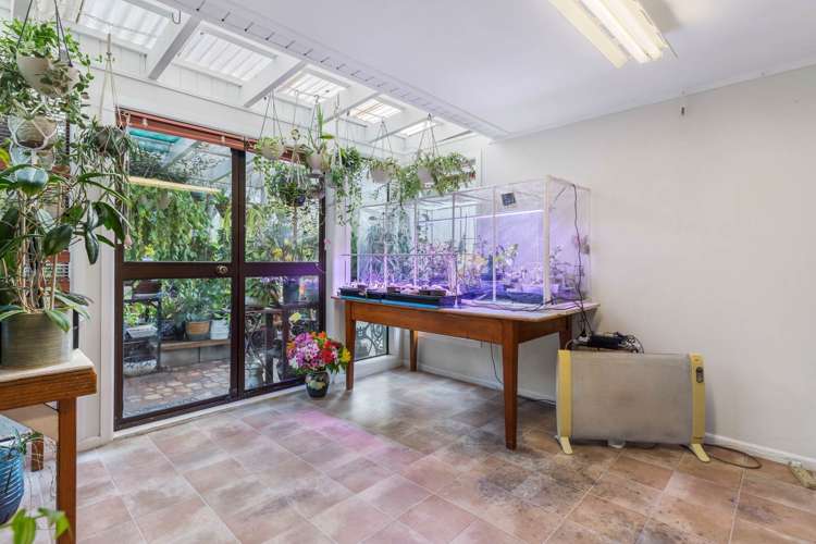 3 Towra Place Botany Downs_13