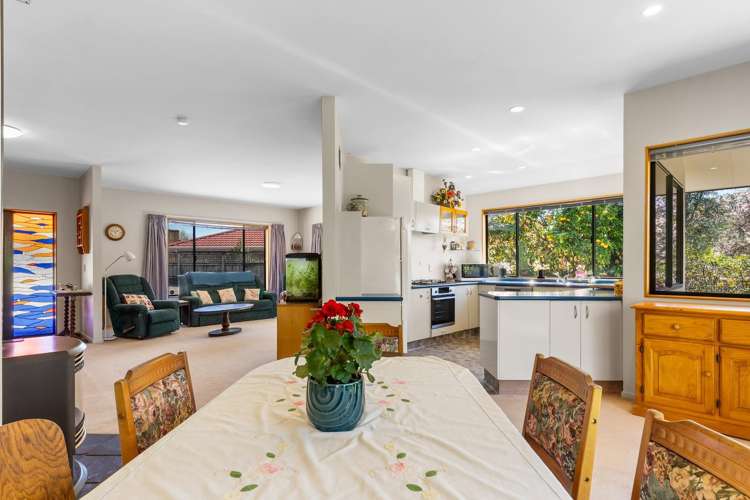 7 James Cross Place_5