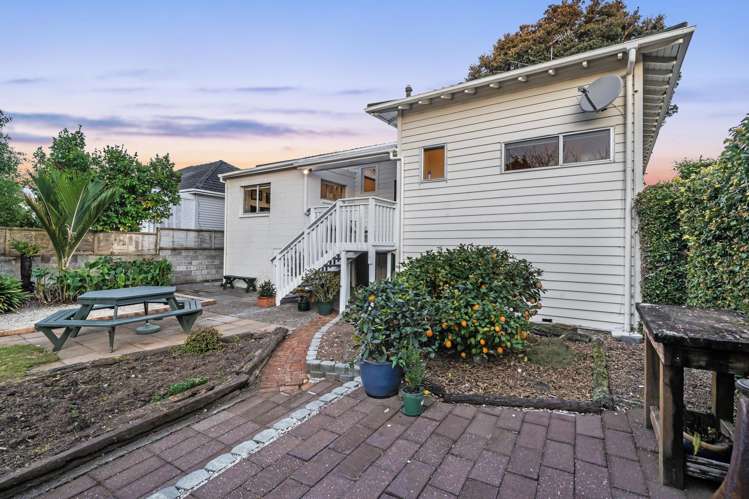 41 Harlston Road Mount Albert_16