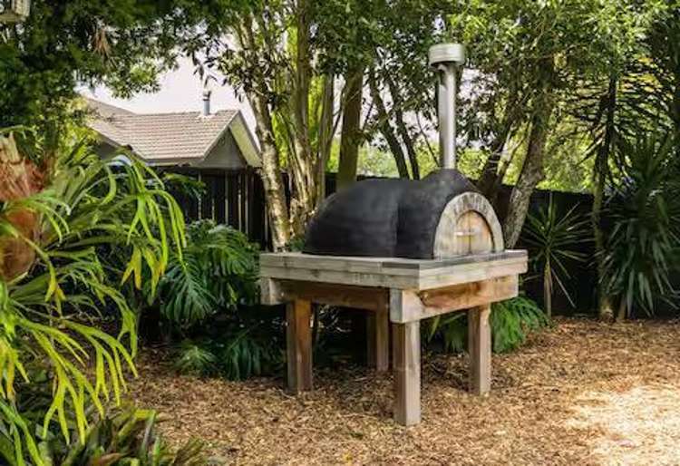 4 Outlook Road Greenhithe_10