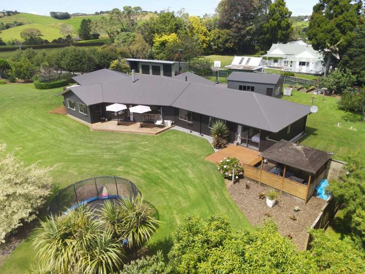 126 Wortley Road Lepperton_17