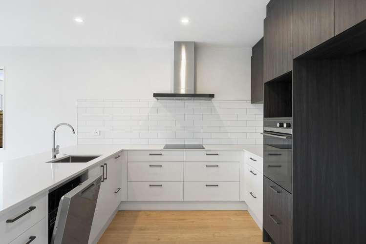 98 Mahutonga Avenue Beachlands_11