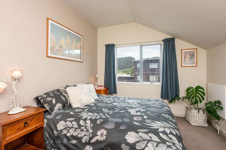 4 Woodhouse Avenue Karori_13