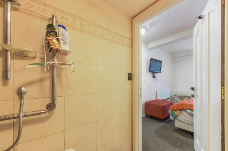 33/24 Quiet Woman Way Monaco_8