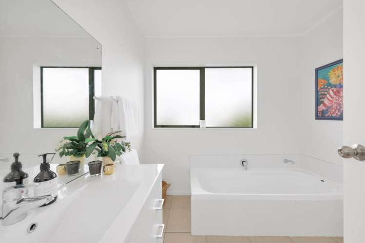 35 Constellation Avenue Beachlands_20