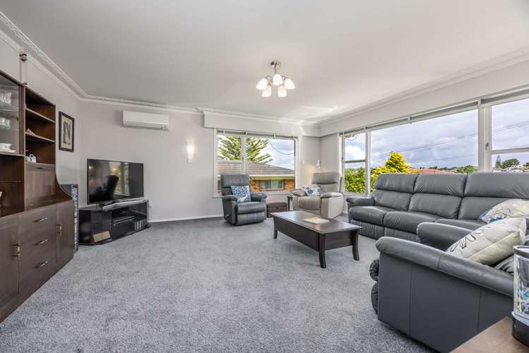 14 John Davis Road Mt Roskill_3