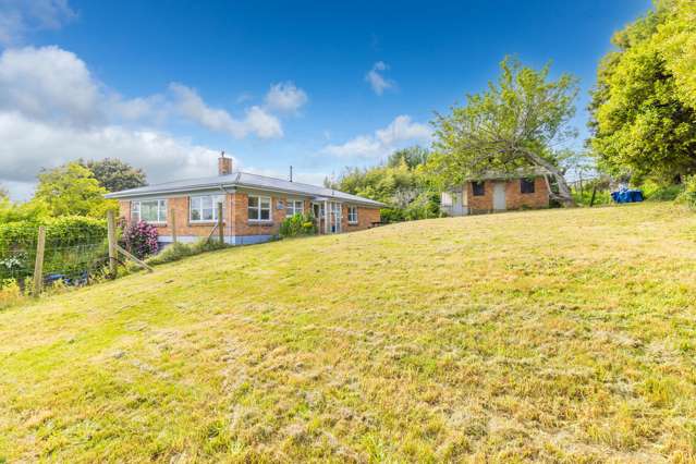 7 Cruickshank Road Tokanui_1