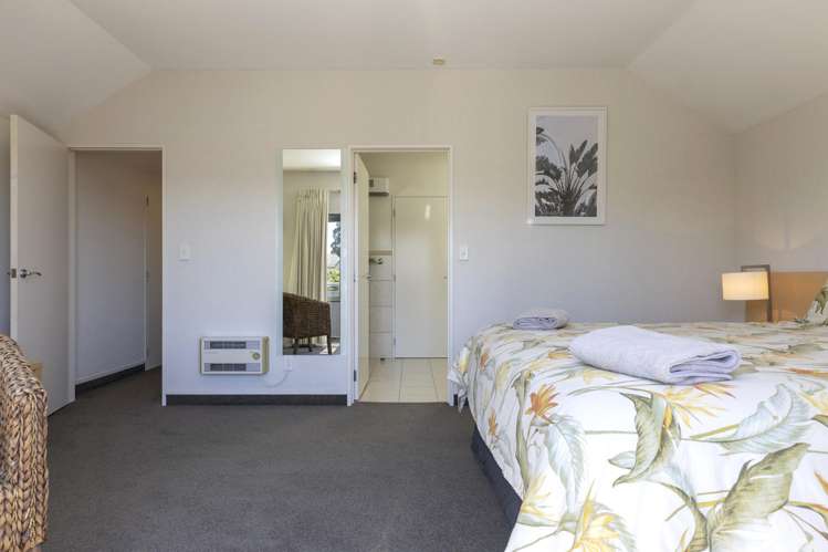 1/7 Tui Street Bird Area_24