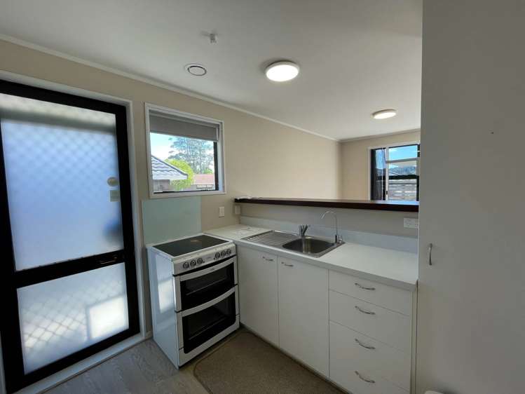 6/2 John Bracken Way Beach Haven_3
