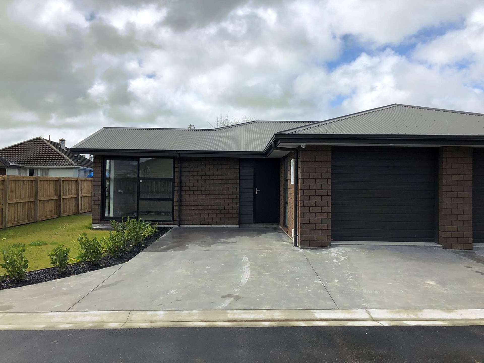 22C Tennyson Road Enderley_0