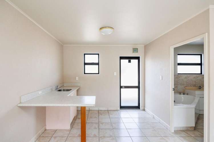 20 Awahuri Road Feilding_13