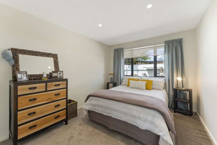 1 Albert Drive Clyde_17