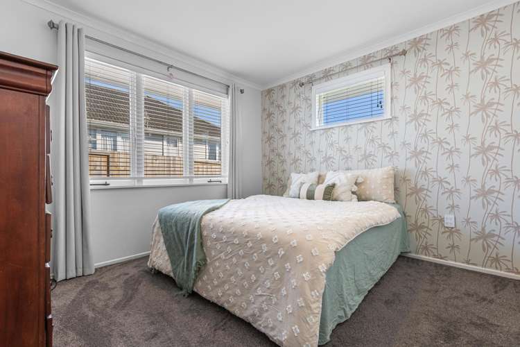 29 Henderson Crescent_1