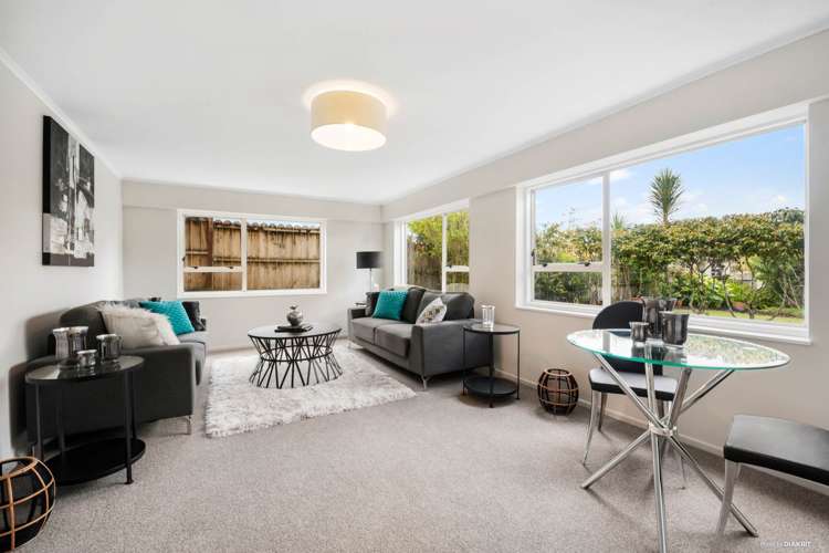 14 James Evans Drive Northcote_13