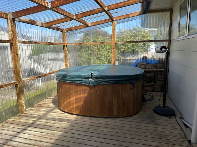 212 Revell Street Hokitika_14