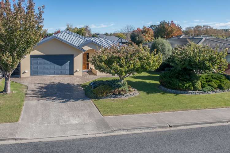 16 Paget Drive Woodend_19
