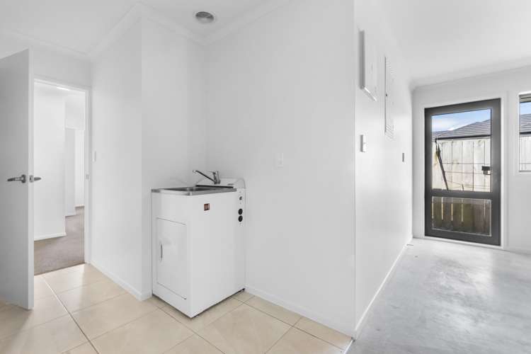 38 Sirius Crescent Rototuna North_13