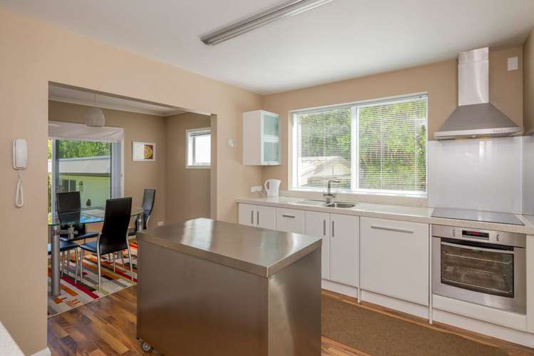 127 Renown Road Raumati South_1