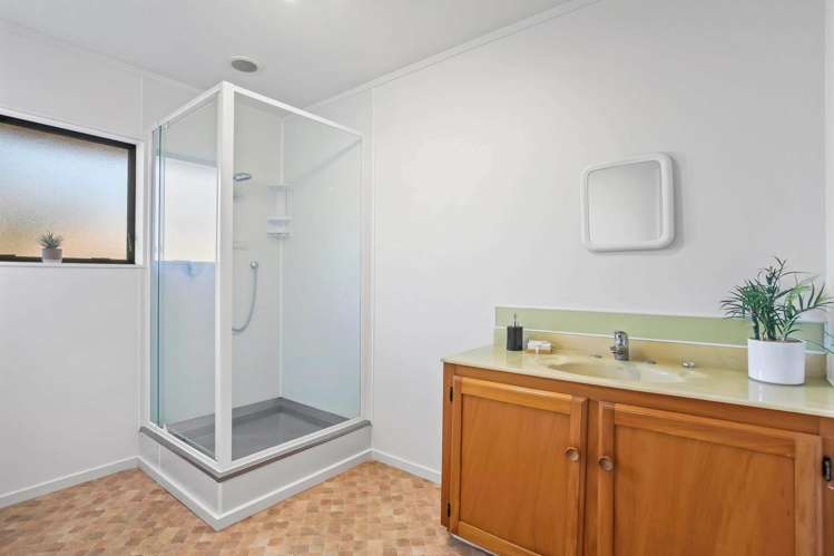 1/20 Sturges Rd Henderson_5