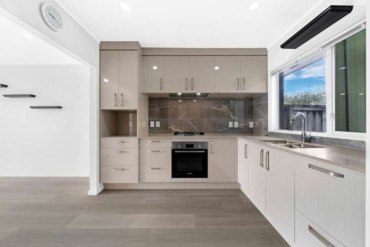 3/96 Titirangi Road New Lynn_13