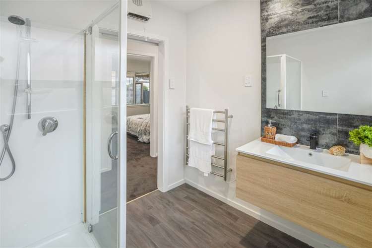 51 Blankney Street Hornby_15