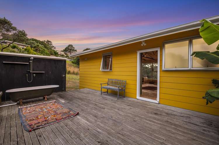 12 Te Toki Road Ostend_11