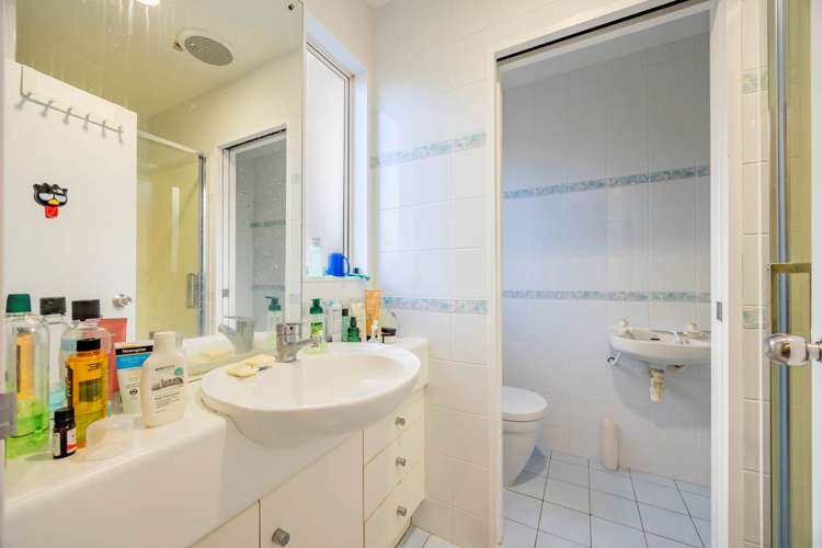 2/4a Bracken Avenue Takapuna_14