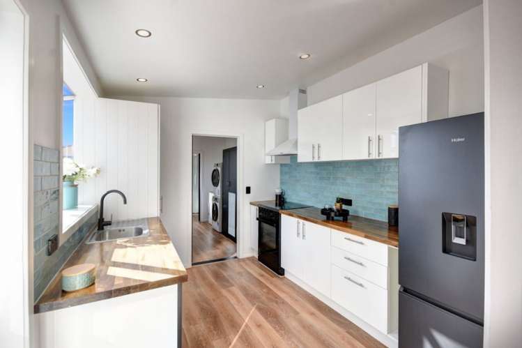 40 Eastbourne Street Caversham_16