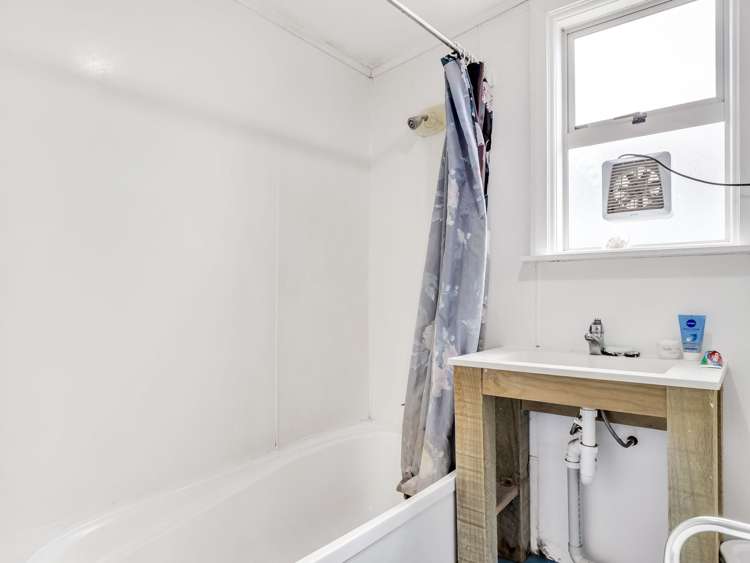 89A Ranolf Street Victoria_9